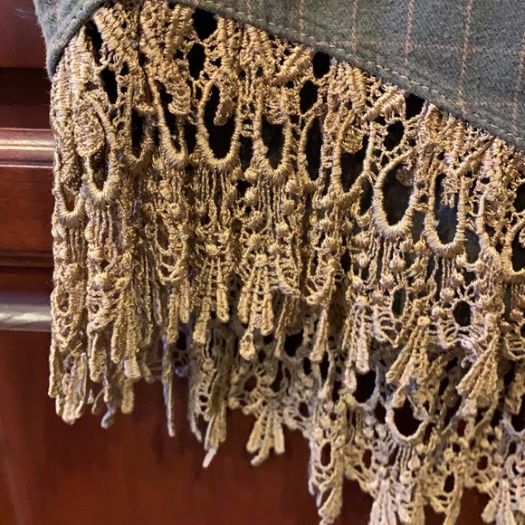 Gypsy South one of a kind vest - Picture 4 of 4